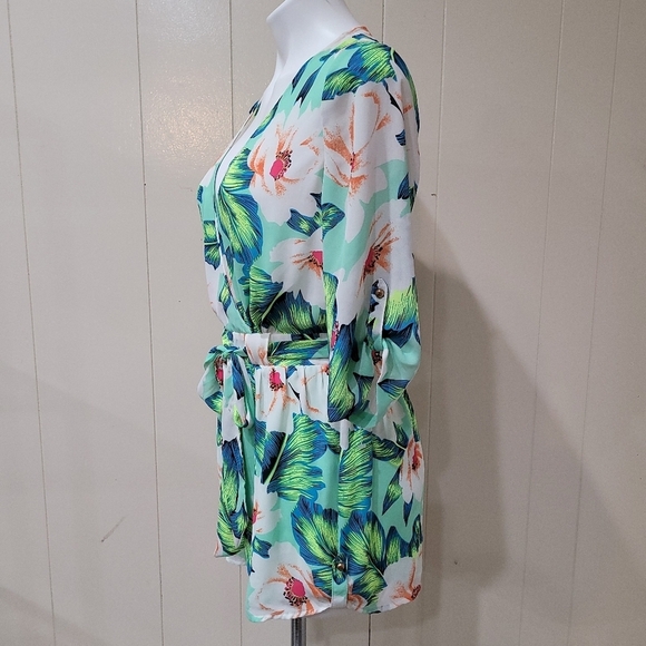 Gianni Bini Tropical Floral Romper Long Sleeve Plunge Neck Shorts Sz S - Picture 5 of 9